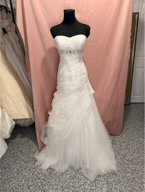 David's Bridal Size 4 White Strapless Wedding Dress with Beaded Waist Detail